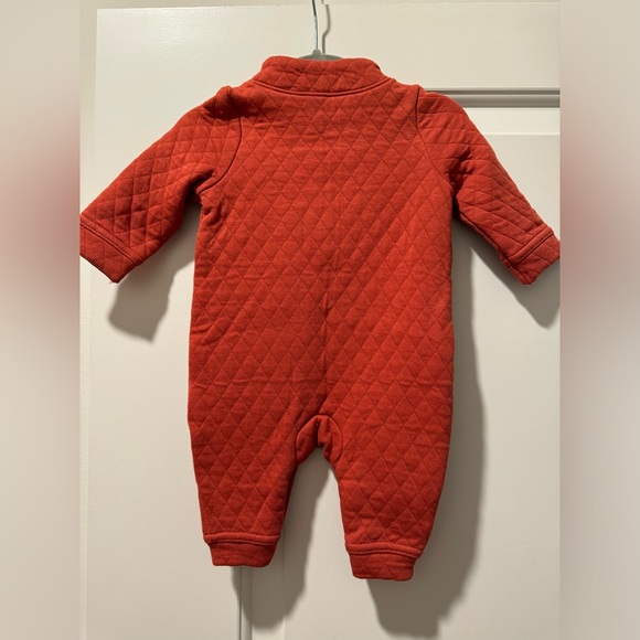 Old Navy Baby Unisex Long-Sleeve Quilted One-Piece - Picture 3 of 7